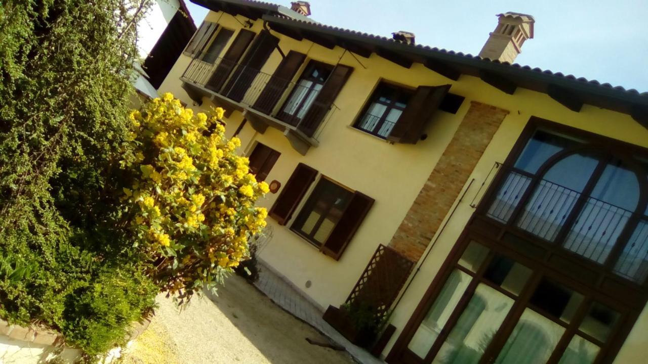 Sommariva del Bosco Al Calar Della Sera المظهر الخارجي الصورة